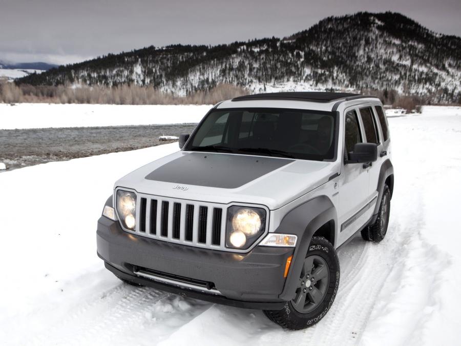  Jeep Liberty Renegade 2010 года  (фото 5 из 13)